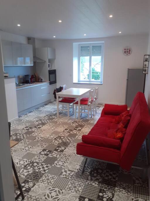 Frasne Logement Entier. Gite Les Brimbelles Extérieur photo